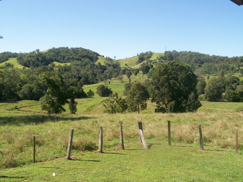 220 Melawondi, Kandanga QLD 4570