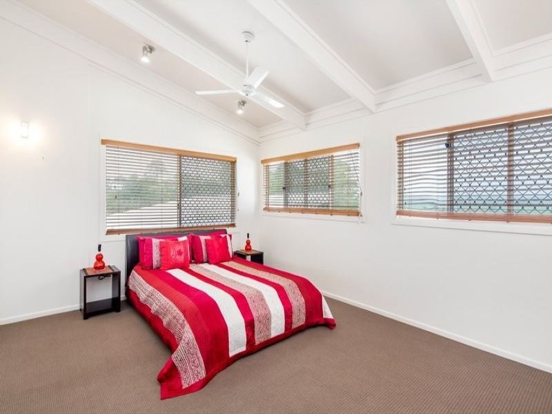 Lagoon Pocket QLD 4570