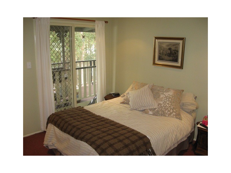 5 Melaleuca Ct, Southside QLD 4570