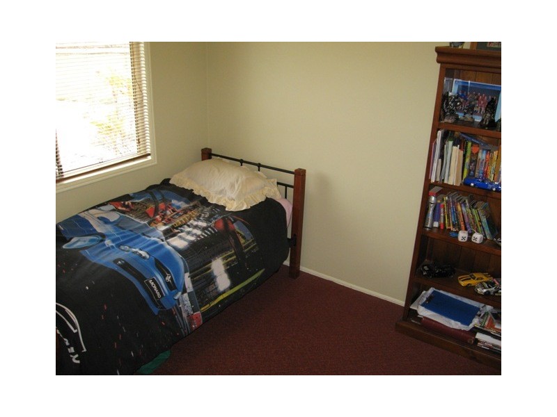 5 Melaleuca Ct, Southside QLD 4570