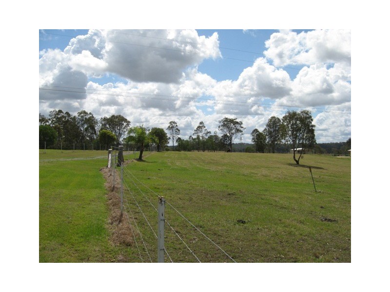 Bells Bridge QLD 4570