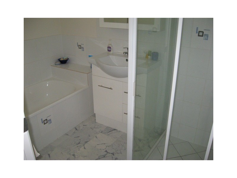 Bells Bridge QLD 4570