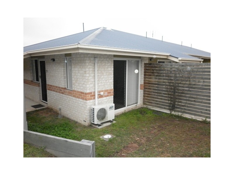 39/2  College Rd, Southside QLD 4570