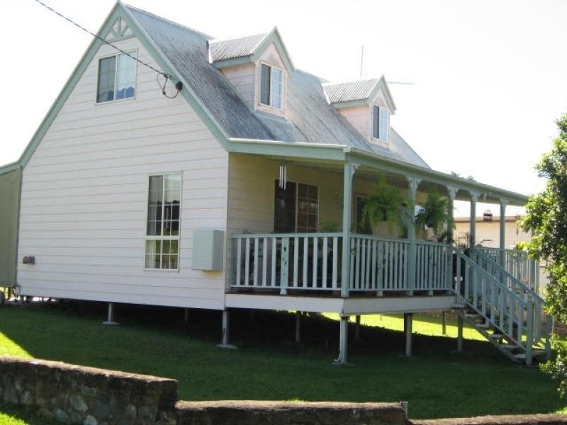14 Oak St, Gympie QLD 4570