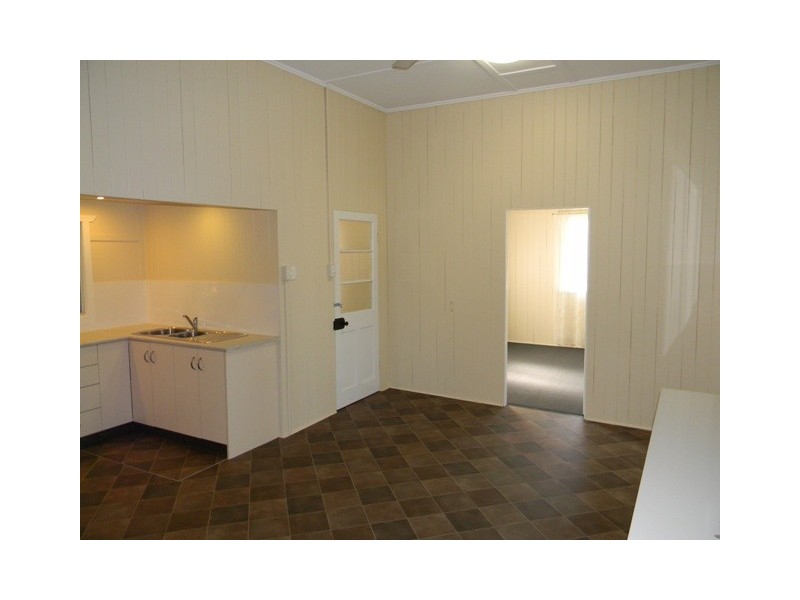 8 Stone Street, Gympie QLD 4570