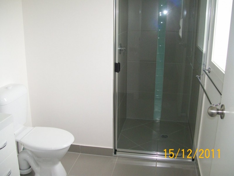 26  Bond Street, Southside QLD 4570