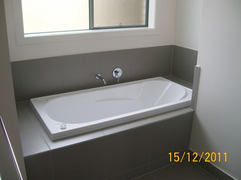 26  Bond Street, Southside QLD 4570