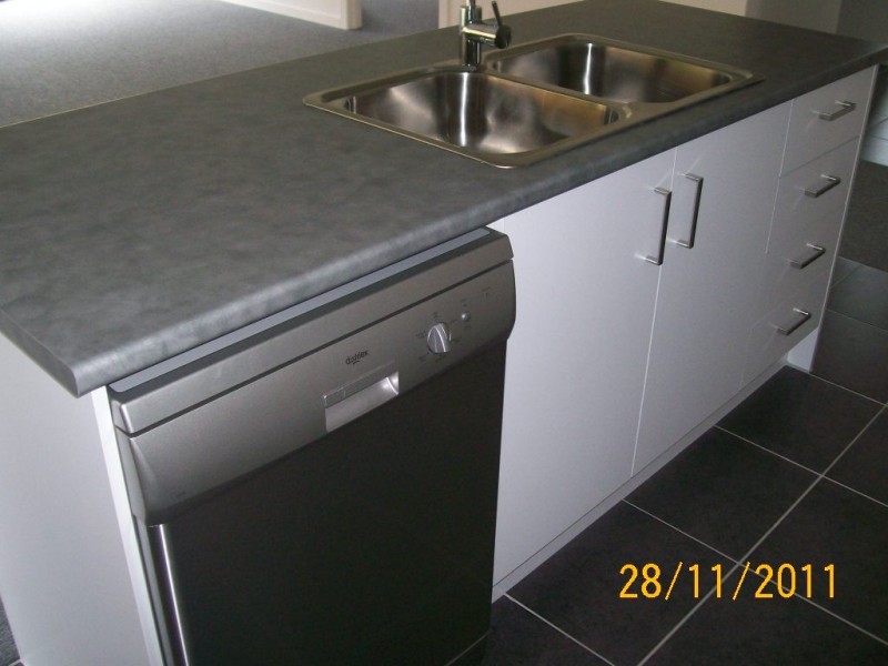 30 Bond Street, Southside QLD 4570