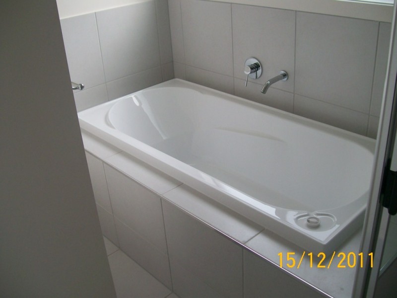 18 Bond Drive, Southside QLD 4570