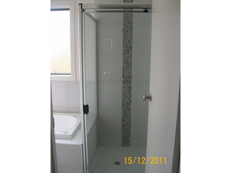 18 Bond Drive, Southside QLD 4570