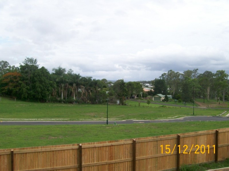 18 Bond Drive, Southside QLD 4570