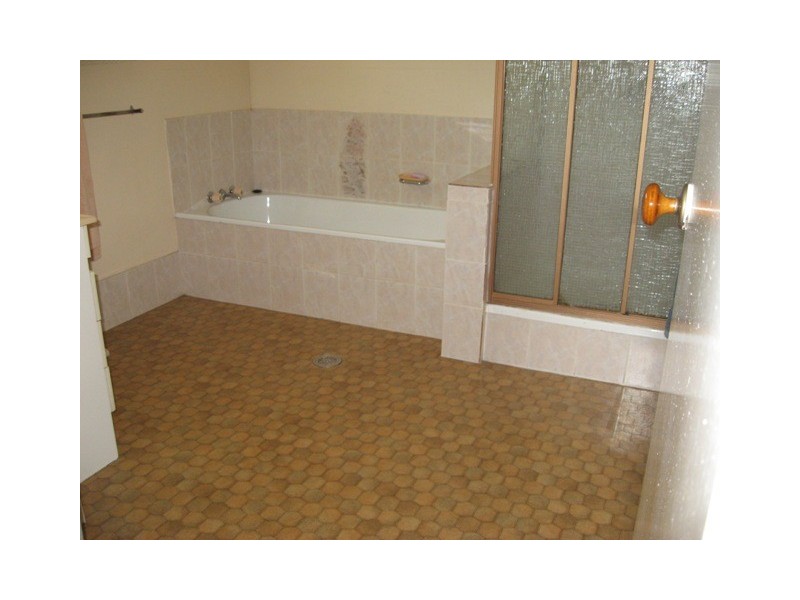 Curra QLD 4570