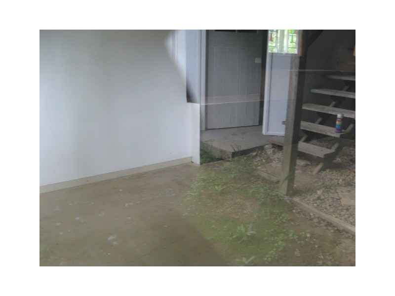 10 Palmer St, Kin Kin QLD 4571