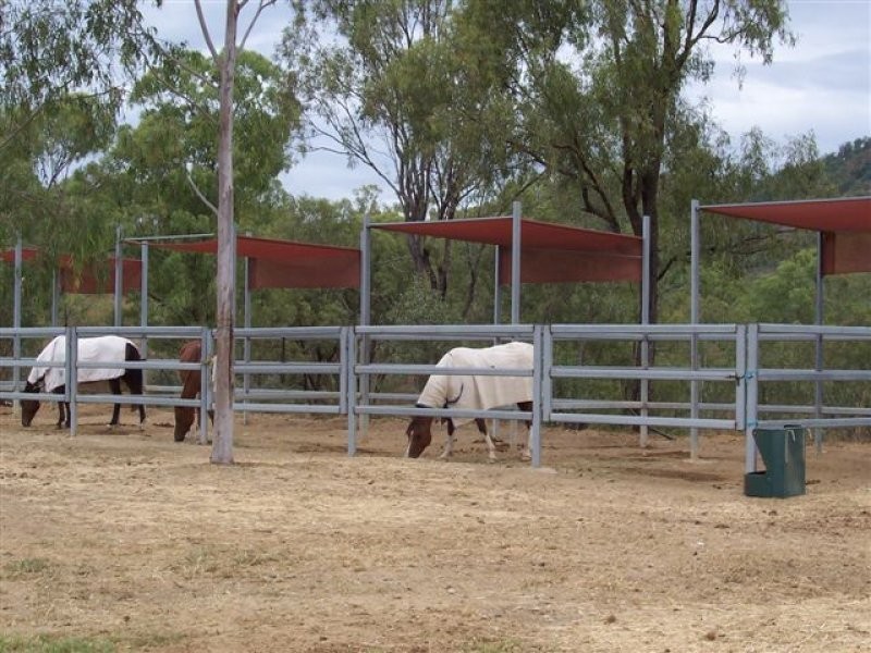 31 Rossmore rd, Kilkivan QLD 4600