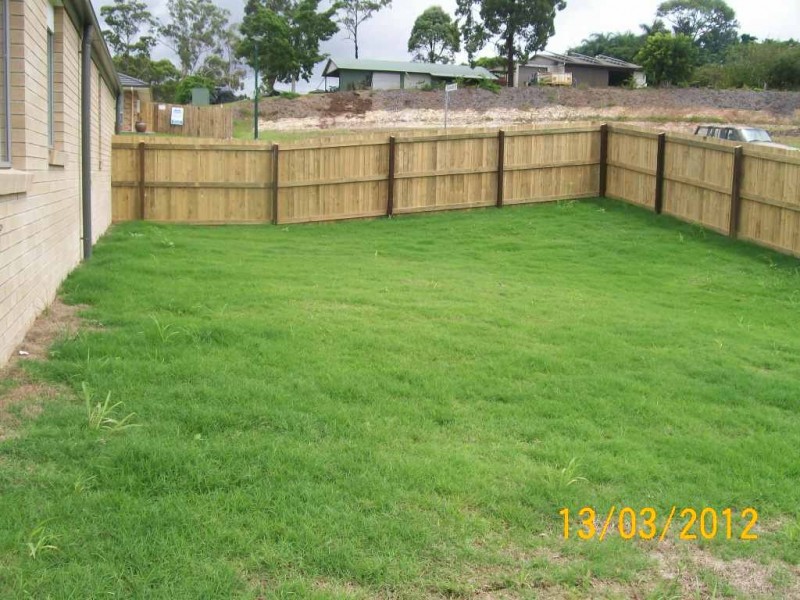 14 Bond Street, Southside QLD 4570