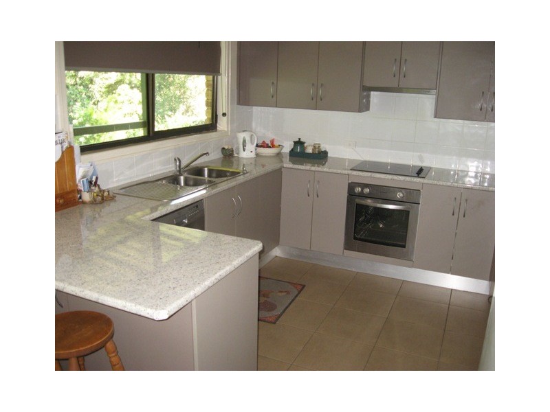 99 Groundwater Rd, Southside QLD 4570