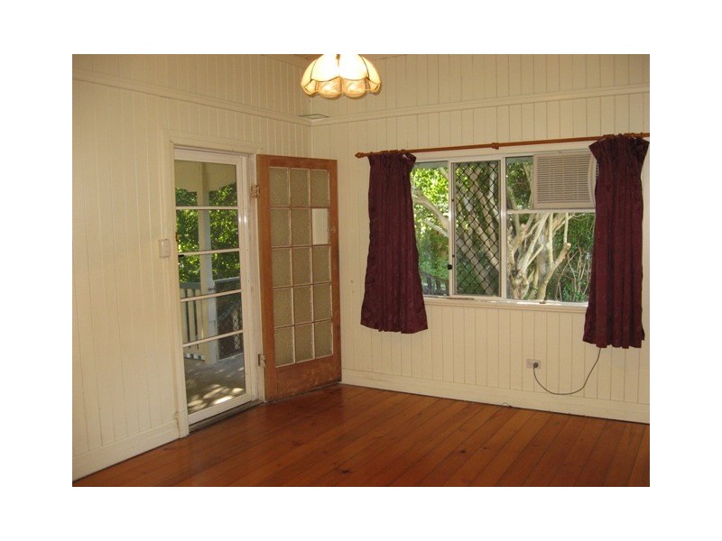 14 Bent Street, Gympie QLD 4570