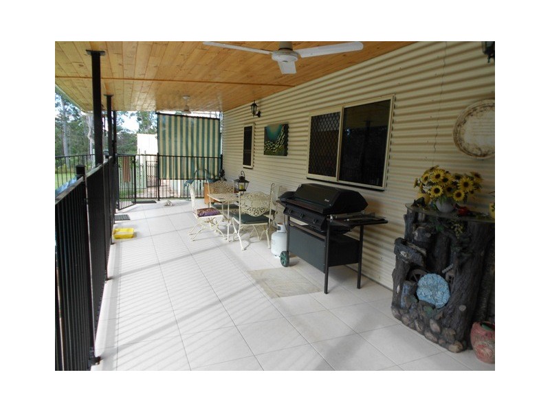 Bells Bridge QLD 4570