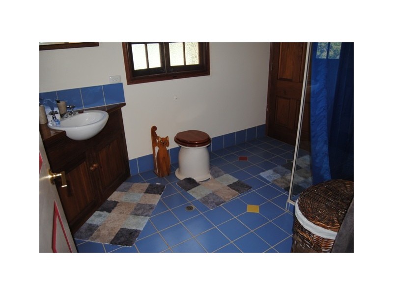 Goomboorian QLD 4570