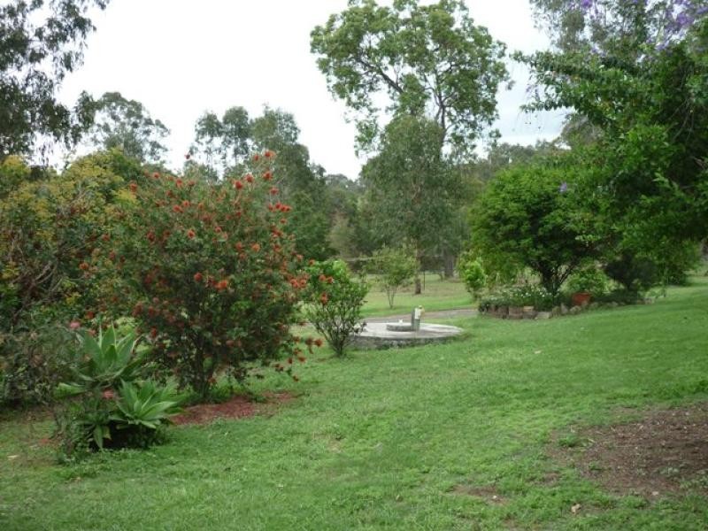 Curra QLD 4570