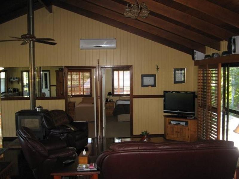 Mothar Mountain QLD 4570