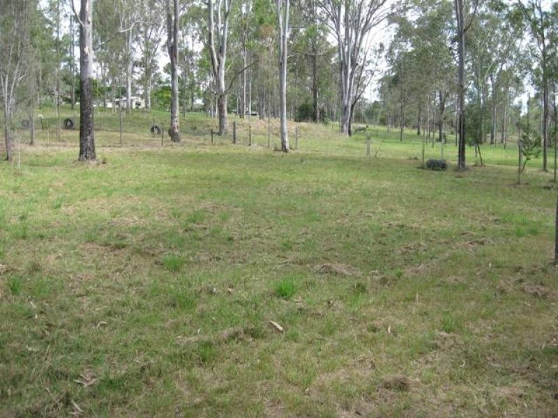 14 Little Widgee, Widgee QLD 4570