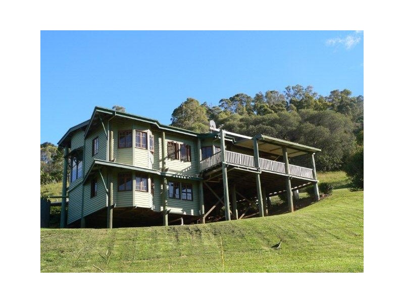 Goomboorian QLD 4570