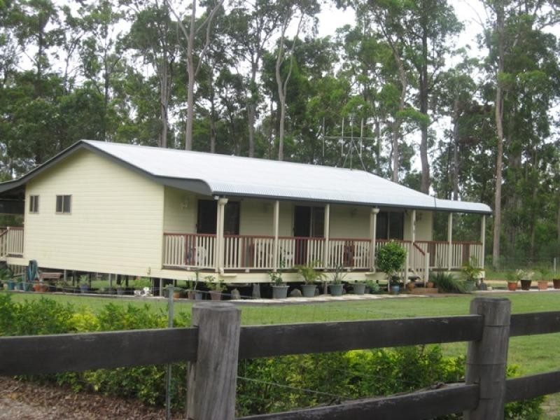 Glenwood QLD 4570