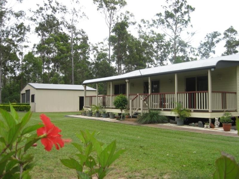 Glenwood QLD 4570