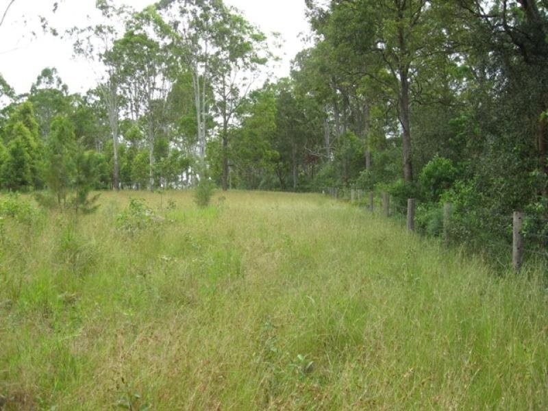 Canina QLD 4570