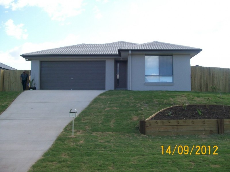 7 Judicial Cct, Jones Hill QLD 4570