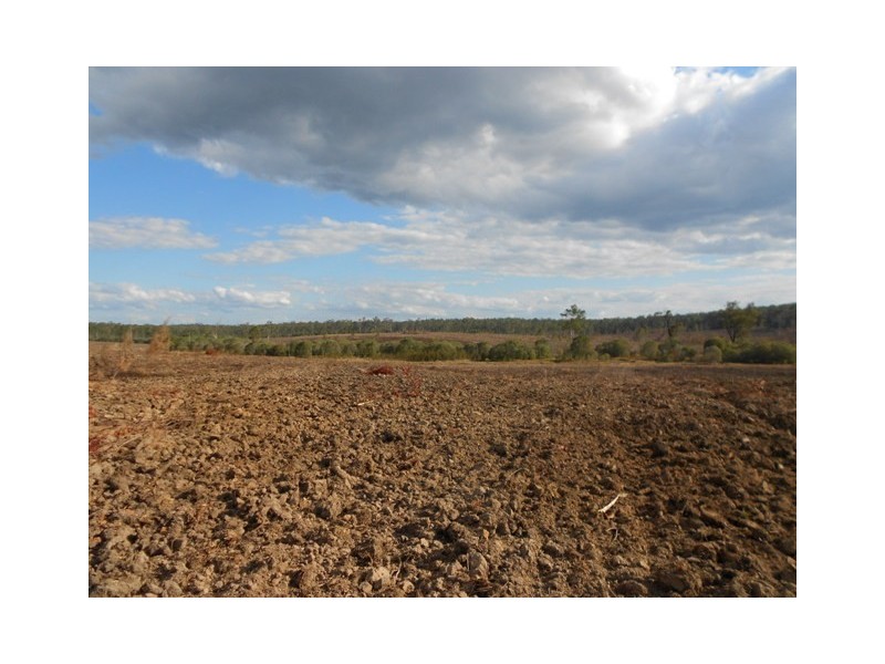 73 Emerys Bridge Rd, Gundiah QLD 4650