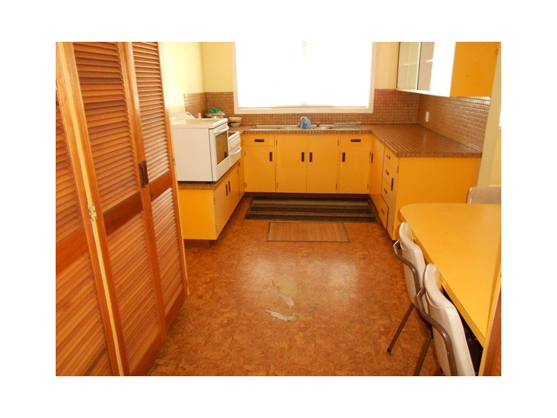 5 a Tyrrell Rd, Monkland QLD 4570