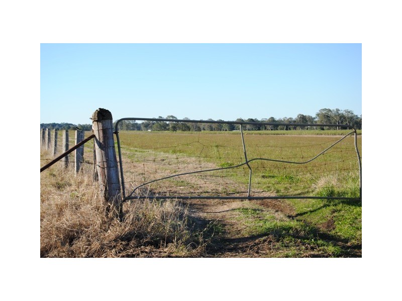 Kia Ora QLD 4570