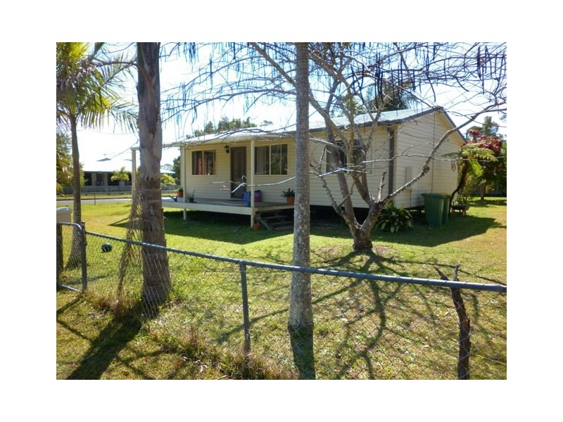 2 Argus Ct, Cooloola Cove QLD 4580