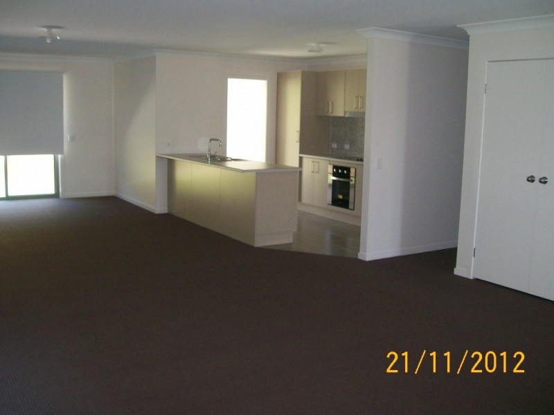 60 Judicial, Jones Hill QLD 4570