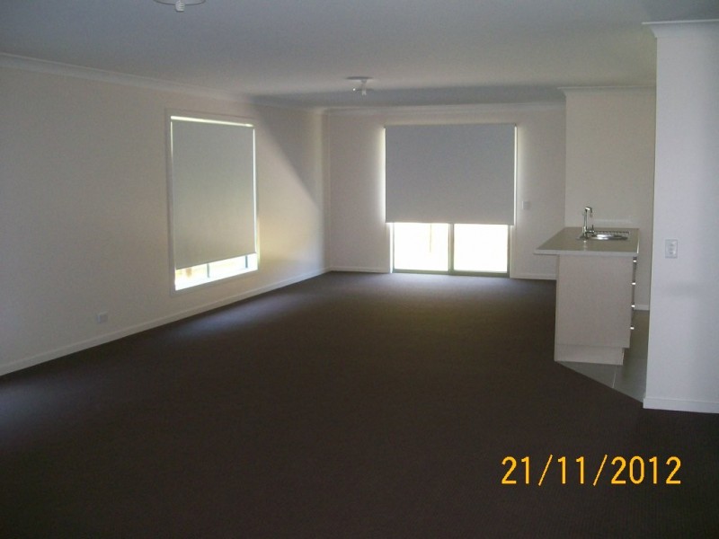 60 Judicial, Jones Hill QLD 4570