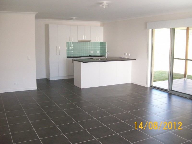 56 Judicial, Jones Hill QLD 4570