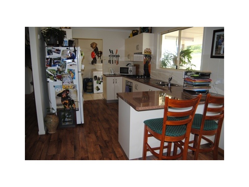 9 Cave St, Kilkivan QLD 4600