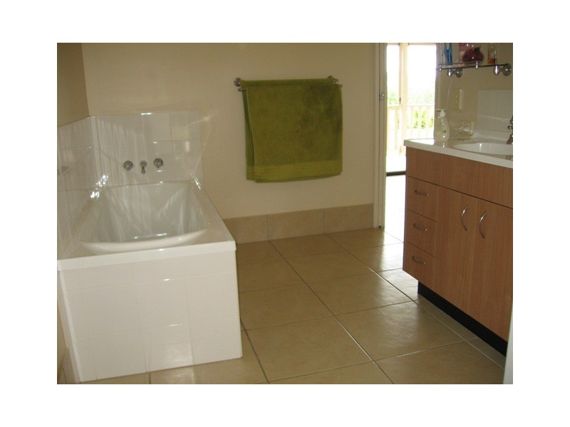 Lower Wonga QLD 4570