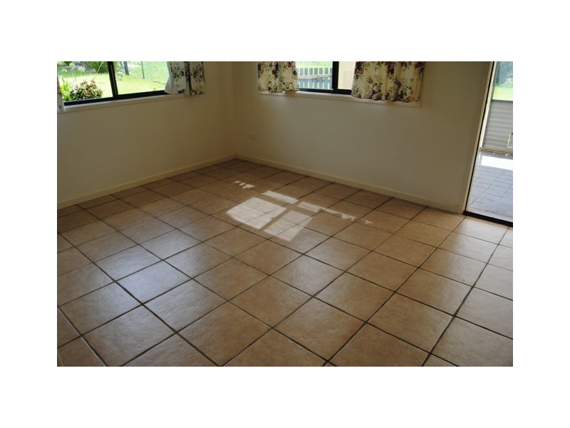 Goomboorian QLD 4570