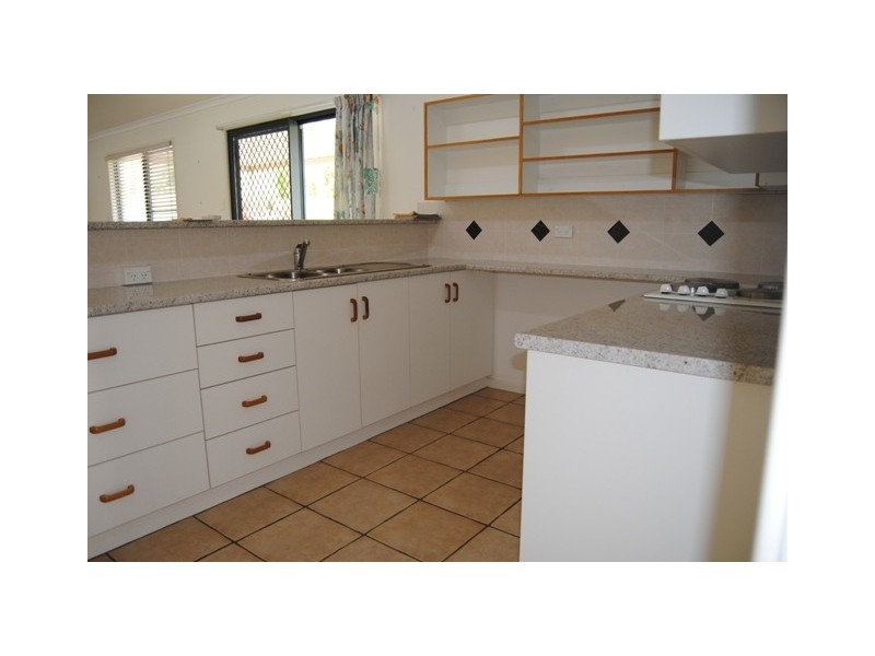 Goomboorian QLD 4570