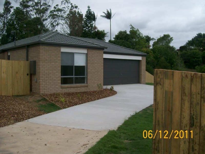 28 Bond Drive, Southside QLD 4570