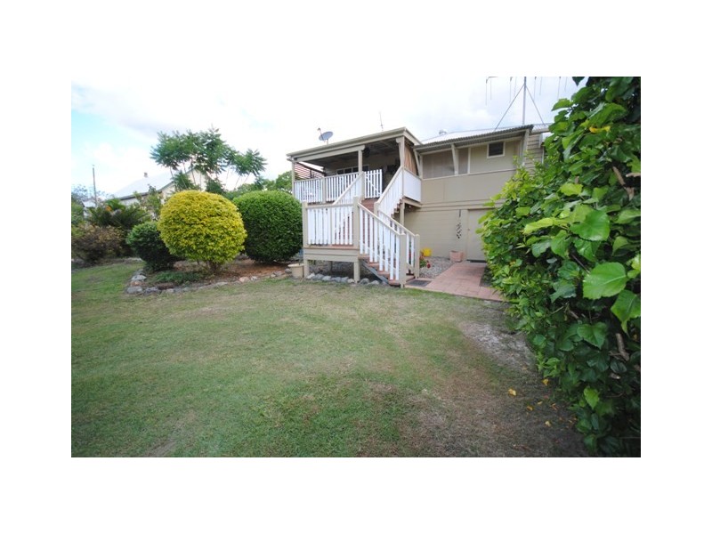 8 James St, Kilkivan QLD 4600