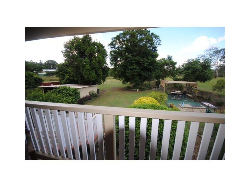 8 James St, Kilkivan QLD 4600