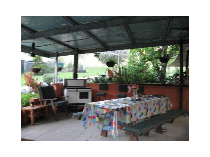 19 Morley Rd, Canina QLD 4570