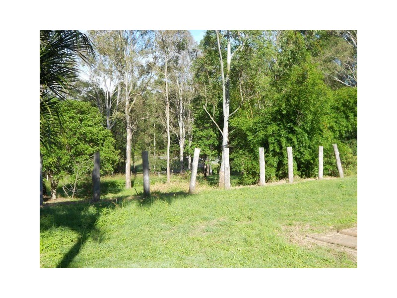 19 Morley Rd, Canina QLD 4570