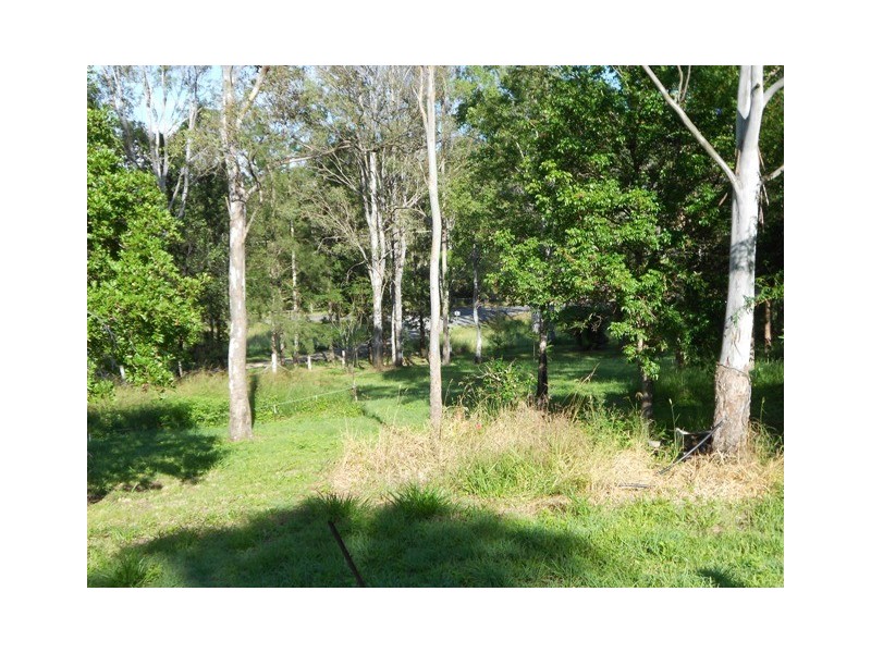 19 Morley Rd, Canina QLD 4570