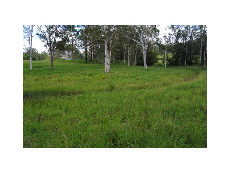 48 Mullins Creek Rd, Goomboorian QLD 4570