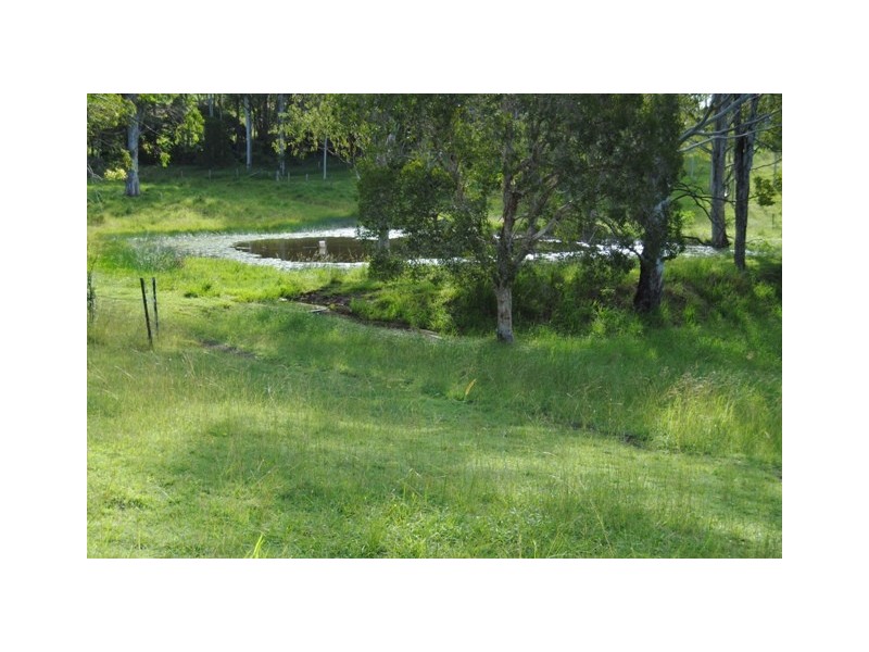 48 Mullins Creek Rd, Goomboorian QLD 4570